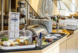 Hennedamm Hotel – Komfortzimmer mit Küchenzeile und WC, max. 2 Personen