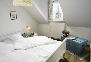 Gasthof zu den Linden – Doppelzimmer mit Badezimmer, Garten/Stadtblick