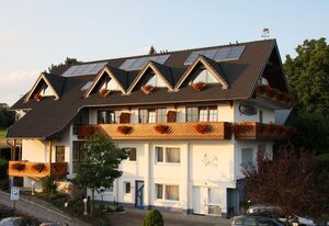 Landhotel Napoleon – Standard Doppelzimmer, Dusche, WC, Balkon