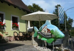 Gasthof Schloßbräu Lintach – Zimmer 1 mit Brunnerwiesnblick