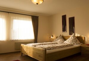 Pension Möser – Doppelzimmer Typ A mit WC und Dusche