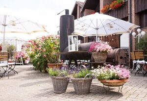 Haus Fliederbusch GmbH & Co.KG – Doppelzimmer mit Dusche/WC Kategorie I (Stammhaus/Gästehaus)