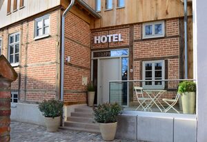 Hotel No. 11 – Doppelzimmer Superior, Dusche/WC