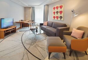 Mövenpick Hotel Münster – Classic Einzelzimmer, Dusche und WC