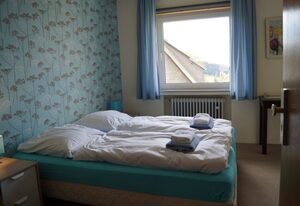 Pension de Gasterei – Vierbettzimmer mit separatem Raum und Dusche/WC