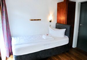 TaT Tagungs- und Gästehaus – Einzelzimmer, Dusche und WC
