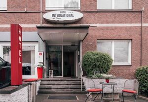 Hotel International am Theater – Suite, WC und Dusche/Bad