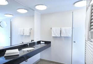 Schünemann -  Hotel-Restaurant OHG – DZ, Doppelzimmer mit Dusche/WC