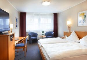 Schünemann -  Hotel-Restaurant OHG – DZ, Doppelzimmer mit Dusche/WC
