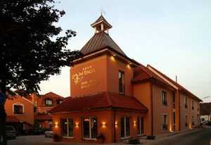 Hotel-Restaurant-Weinhandlung Im Engel – Doppelzimmer, Bad/Dusche/WC Deluxe