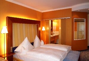 Hotel-Restaurant-Weinhandlung Im Engel – Doppelzimmer, Bad/Dusche/WC Deluxe