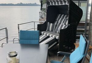 Floating 44 in Xanten - Boot 2 – FLOATING 44 – komfortable Hausboote bei Xanten mit tollem Seeblick