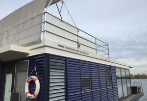 Floating 44 in Xanten - Boot 2 – FLOATING 44 – komfortable Hausboote bei Xanten mit tollem Seeblick
