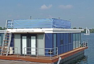 Floating 44 in Xanten - Boot 7 – FLOATING 44 – komfortable Hausboote bei Xanten mit tollem Seeblick