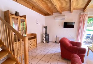 Haus 28 Natur Ferienpark - Hundefreundlicher Rückzugsort für Erholung und Abenteuer im Grünen