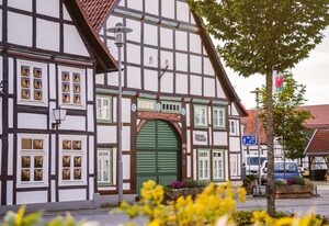 Ferienwohnung im "Bahnhof Lügde" – Appartement/Fewo, Dusche und Bad, WC, 3 Schlafräum
