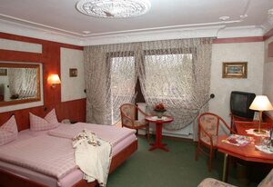 Hotel Kempenhof – Einzelzimmer, Dusche, WC, Kat. A
