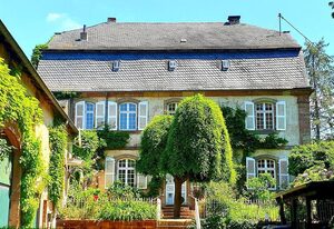 Schloss Hilbringen – Ferienwohnung im Schloss "Leonhard von Konstorf"
