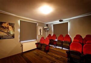 Tolles Ferienhaus für 16 Personen im Westerwald mit Sauna, Whirlpool, Kino und Bar