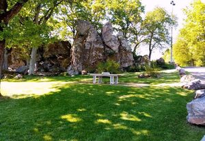 Ferienhaus am Felsen – Ferienhaus, Dusche, WC, 3 Schlafräume