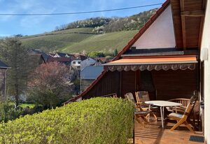 Ferienhaus im schönen Winzerdorf Kirschroth mit Sonnenterrasse und Wintergarten.