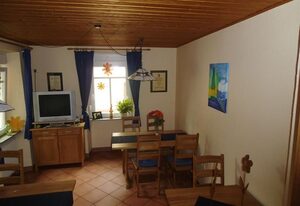 Weingut Gästehaus Karl-Otto Nalbach – Doppelzimmer Dusche/WC/teilweise Balkon