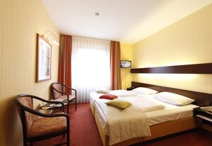 Hotel Karl Noss – Doppelzimmer DU/ WC Moselblick