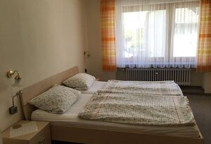 Gästehaus Kiesgen-Mendgen – Ferienzimmer