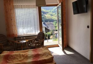 Gästehaus Kiesgen-Mendgen – Ferienzimmer