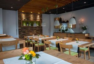 Weingut Johannishof – Doppelzimmer mit Balkon