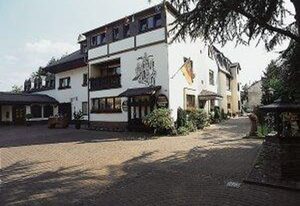 Alte Burg Longuich - Gästehaus – Doppelzimmer Burggarten