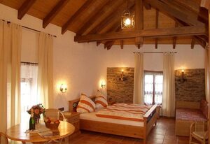 Alte Burg Longuich - Gästehaus – Doppelzimmer Burggarten