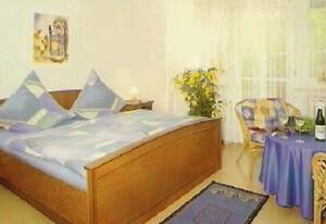 Wein- und Gästehaus Schiefergold – Doppelzimmer, Dusche, WC