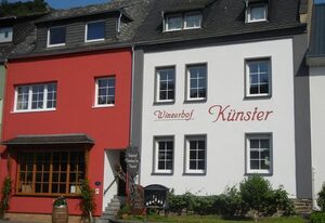 Winzerhof Künster – Kerner- Vierbettzimmer mit 2 Schlafräumen
