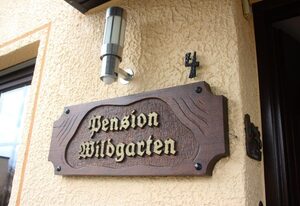 Privatpension Haus Wildgarten – Doppelzimmer, Dusche oder Bad, WC, 1 Schlafraum