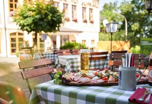Hotel-Gasthof Schwarz – Doppelzimmer Economy mit WLAN und TV