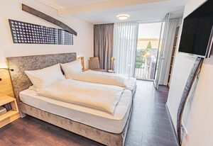 WEINhotel Ayler Kupp – Komfort-Doppelzimmer- Haupthaus