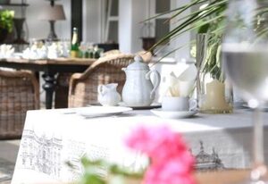 Weingut u. Gästehaus Kallfels – Doppelzimmer mit Balkon