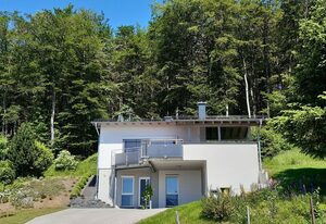 Ferienhaus Sonnenterrasse – 4-Bett Fehaus, Schlafsofa,  2 Bäder, 2 Schlafräume