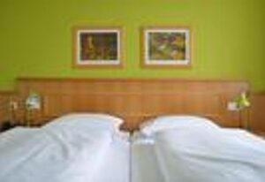 Land- und Golfhotel "Alte Fliegerschule" – Einzelzimmer mit Du o. Bad/WC