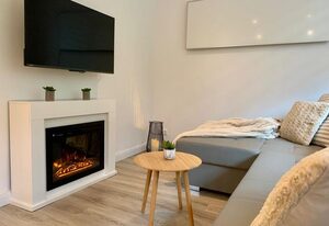 Modernes Waldhaus am Wasser I Whirlpool I Kamin I Feuerschale