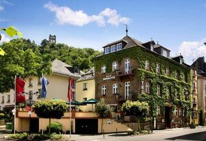 Boutique-Hotel Moseltor – Doppel- / Zweibettzimmer/Dusche/WC