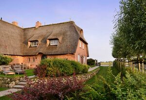 SalzWasserHerz SENHOOG Luxury Holiday Homes *****