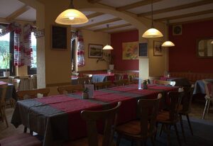 Gasthaus Trifelsblick – Ferienwohnung zum Trifelsblick