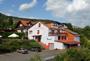 Gasthaus Trifelsblick – Ferienwohnung zum Trifelsblick