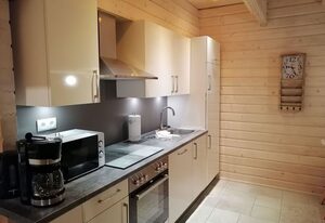 Blockbohlenhaus "Steiner Lodge"