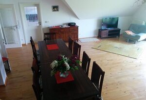 Ferienwohnung am Birkenberg – 8-Bett-Ferienwohnung, Dusche und Bad/WC bis 8 Pers