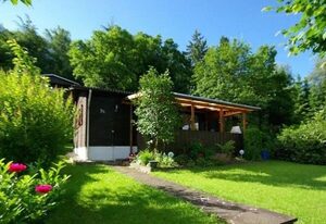 Ferienhaus Waldhäuschen – Ferienhaus, Dusche, WC, 1 Schlafraum
