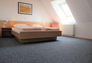 Pension Steinle – Ferienwohnung, 60qm, Terrasse, 2 Schlafzimmer, max. 5 Personen