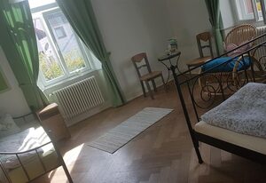 Hostel Forsthaus – Zimmer 1 (Dreibettzimmer)